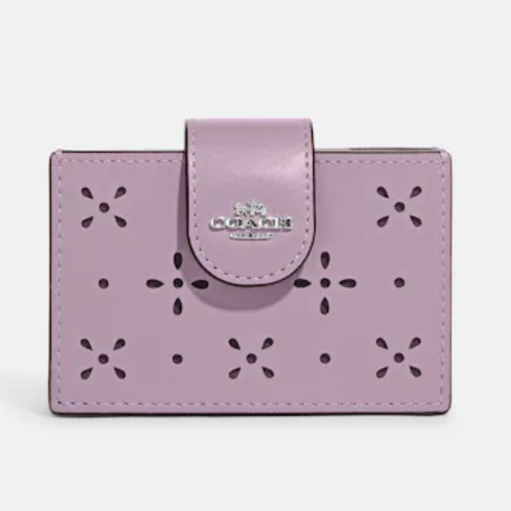 NWT Coach Accordion Card Case Laser Cut soft lilac